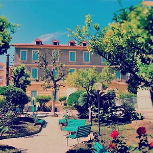 https://hotel-villa-sapienza.hotelitalianriviera.com